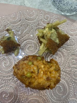   at Isabella De Cham in Naples