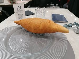  at Isabella De Cham in Naples