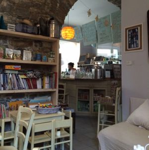 Inside at Zoe Food in Trieste