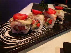 vegan salmon sushi at Niji Bar in Sitges