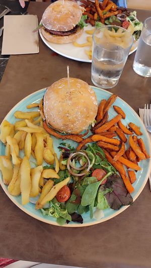  at La Genuina in Nigran