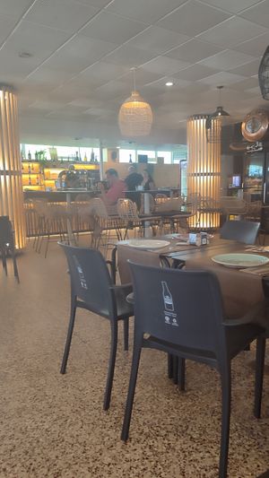  at La Genuina in Nigran