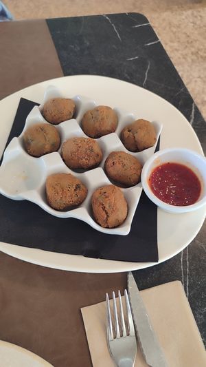 Croquetas vegetales at La Genuina in Nigran
