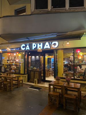 Schicker Laden mit Sitzmöglichkeiten an der Marienstraße  at Cà Pháo in Hannover