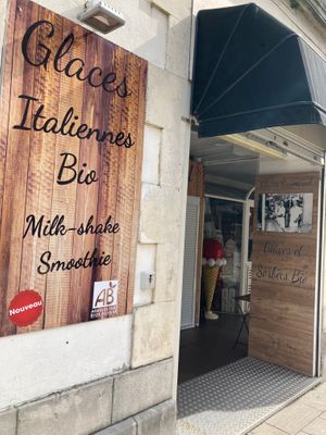  at Glaces Raymond in Saint-jean-de-luz