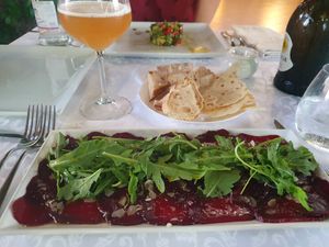 Beetroot-carpaccio at Osteria del Lago in Bagnoregio