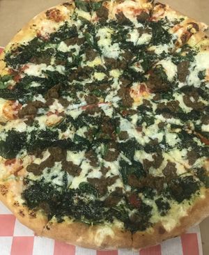 vegan italian sausage, basil and spinach at Mattenga's Pizzeria in Schertz