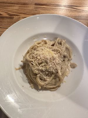 Cacio E pepe  at Margo's in Santa Monica