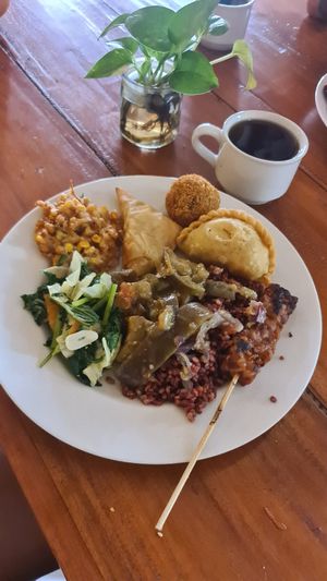 Delicious vegan food! 🥦🫛🌶 at Warung Green in Ubud