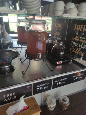 Drinks at Warung Green in Ubud