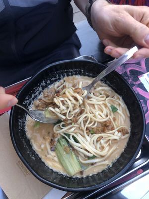 Tan Tan Vegan (14,90€)  at Banh Mi & Bubbles in Stuttgart