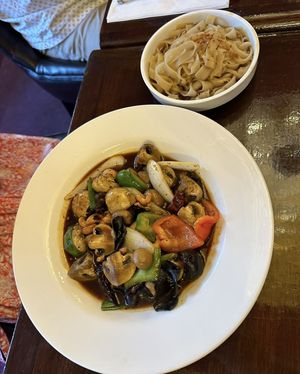Vegan noodles and vegetables   at Siam Corner Ma Ma Thai in Lichfield