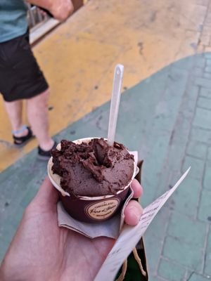 Chocolate and coffee at Cioccolato Puro d'Italia in Alicante