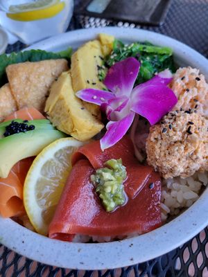 Chirashi bowl at MA-KIN in Agoura Hills