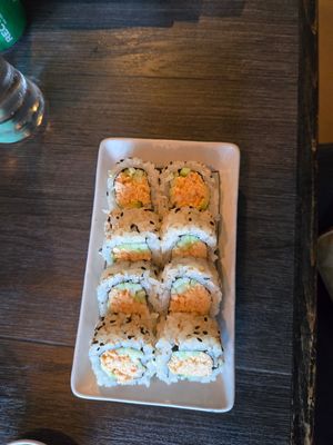 California Roll at MA-KIN in Agoura Hills