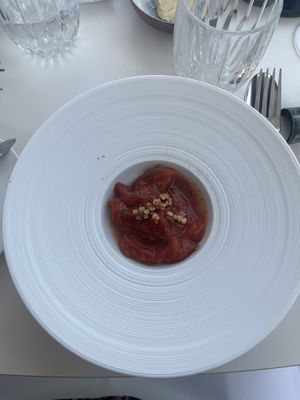 Dish that is meant to recall the flavour of tuna. It’s made from wakame, lettuce and smoked and marinated watermelon. It was mind blowing.   at Cuisine Intuitive in Marchin