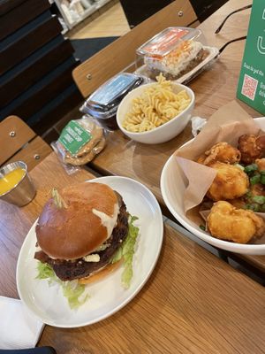 Mac and cheese, burger, cauliflower wings #Veganuary at Veggie Grill by Next Level in Santa Monica