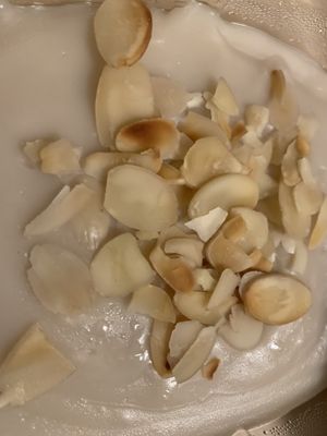 “Chicken” biryani has a lot of authentic Indian flavors! I’ll have to come back to try their pizza!  #Veganuary at Fresca on Addison in Richmond