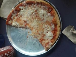 Kids (follow your heart)cheese pizza at Fresca on Addison in Richmond