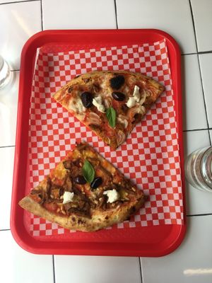 Pizza Greek (bottom) and Pizza Tuna (top) at Pizzi*s & Cream in Vienna