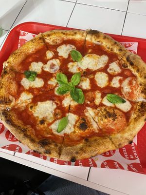   at Pizzi*s & Cream in Vienna