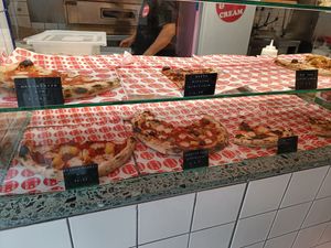  at Pizzi*s & Cream in Vienna