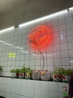   at Pizzi*s & Cream in Vienna