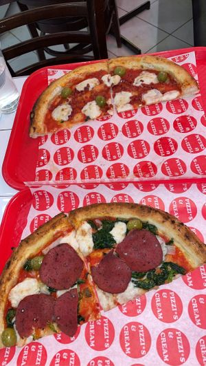   at Pizzi*s & Cream in Vienna