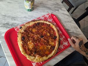 Greek supreme at Pizzi*s & Cream in Vienna