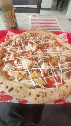  at Pizzi*s & Cream in Vienna