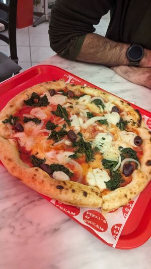  at Pizzi*s & Cream in Vienna