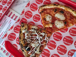  at Pizzi*s & Cream in Vienna