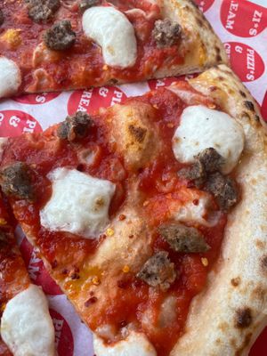  at Pizzi*s & Cream in Vienna