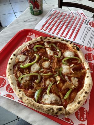 Barbecue Chicken (vegan)  at Pizzi*s & Cream in Vienna