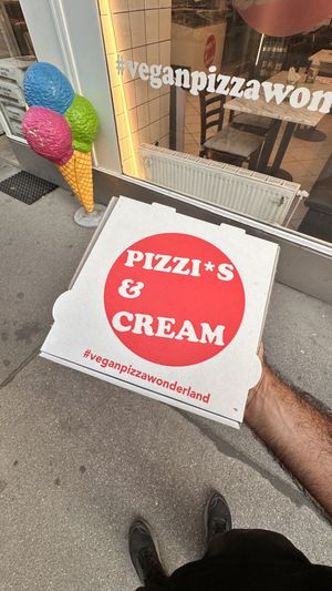   at Pizzi*s & Cream in Vienna