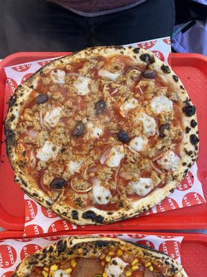 Don Tuna  at Pizzi*s & Cream in Vienna