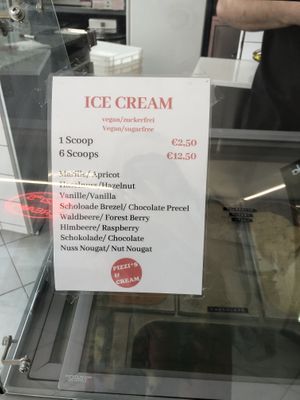 Ice cream menu  at Pizzi*s & Cream in Vienna