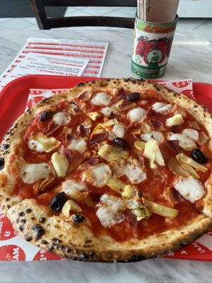 Capricciosa  at Pizzi*s & Cream in Vienna