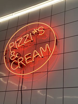   at Pizzi*s & Cream in Vienna