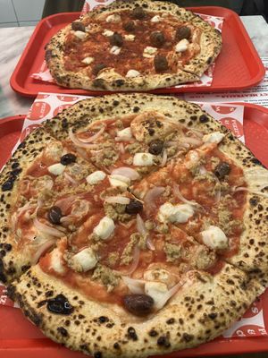 Spicy Meatball (oben) und Don Tuna (unten)  at Pizzi*s & Cream in Vienna