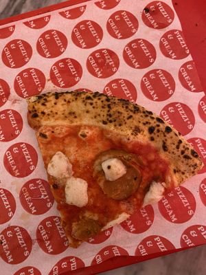   at Pizzi*s & Cream in Vienna