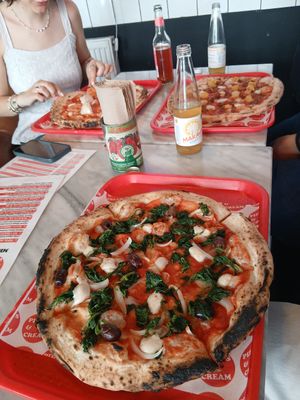  at Pizzi*s & Cream in Vienna