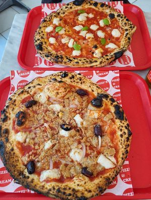  at Pizzi*s & Cream in Vienna