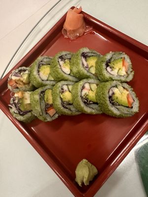 Avocado roll   at Chijuya Restaurant - Jing Xin Health Food in Bangkok