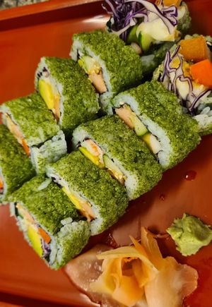 Avocado maki at Chijuya Restaurant - Jing Xin Health Food in Bangkok