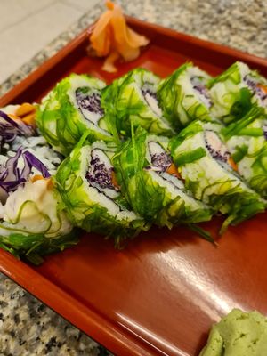 Wakame maki at Chijuya Restaurant - Jing Xin Health Food in Bangkok