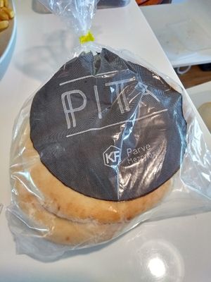 Pack of 5 pitas at Pita in North West London