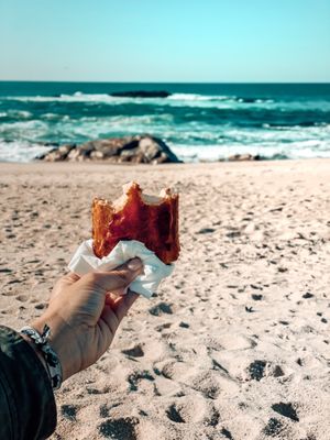 Afinal os vegan também comem folhados mistos . Simplesmente deliciosos 🌱 #Veganuary at Da Praceta in Povoa De Varzim