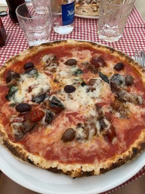 Gluten-free pizza vegana   at Rossopomodoro in Rimini