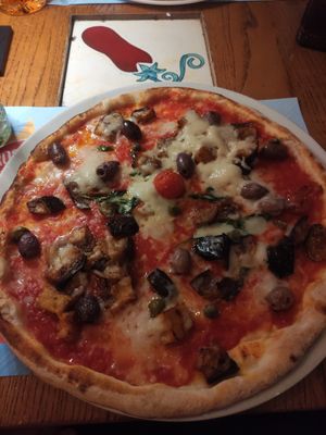 Vegana with glutenfree dough at Rossopomodoro in Rimini